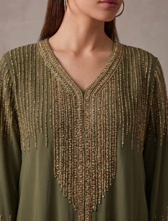Abaya de Lujo "Lluvia de Oro" Perla con Pedrería Vertical