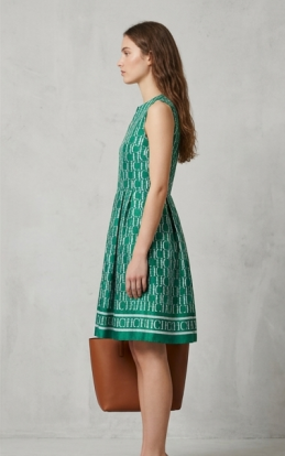 Vestido de Verano con Estampado Monograma de la Colección CH Carolina Herrera