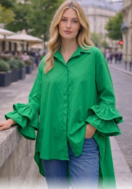 Blusa Maxi Vibrante – Detalle de Volantes en Puños.