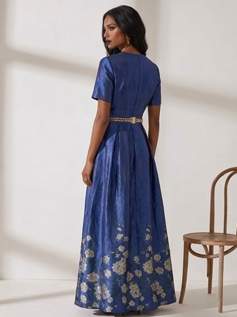 Vestido Midi de Jacquard Azul Noche con Estampado Floral y Cinturón Metálico