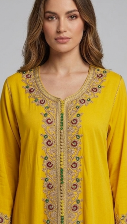 Elegancia Marroquí en Amarillo Radiante