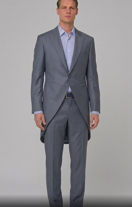 Chaqué Selecta Suit en Gris Plata con Acabado Satinado