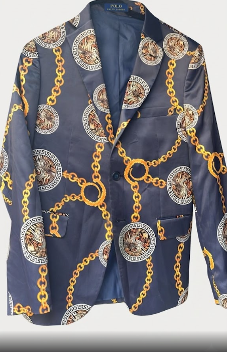 Blazer Oscar Banks de Estilo Barroco con Cadenas y Motivos de Medusa