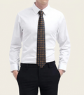 Corbata de Seda con Patrón de Cachemira (Paisley) en Oro y Granate.